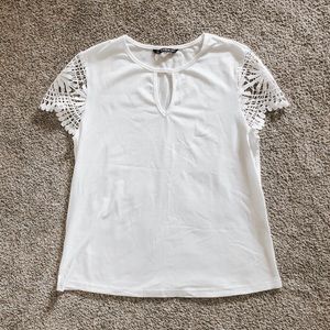 White Top with lace sleeves & keyhole.